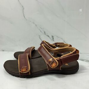 NEW BALANCE Sandals